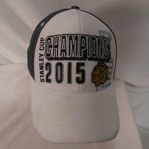 REEBOK Authentic Headwear - Center Ice Collection | OS | Chicago Blackhawks 2015